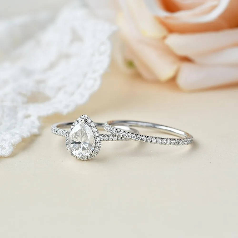 1.5ct Pear Moissanite Classic Halo Ring Set 2pcs