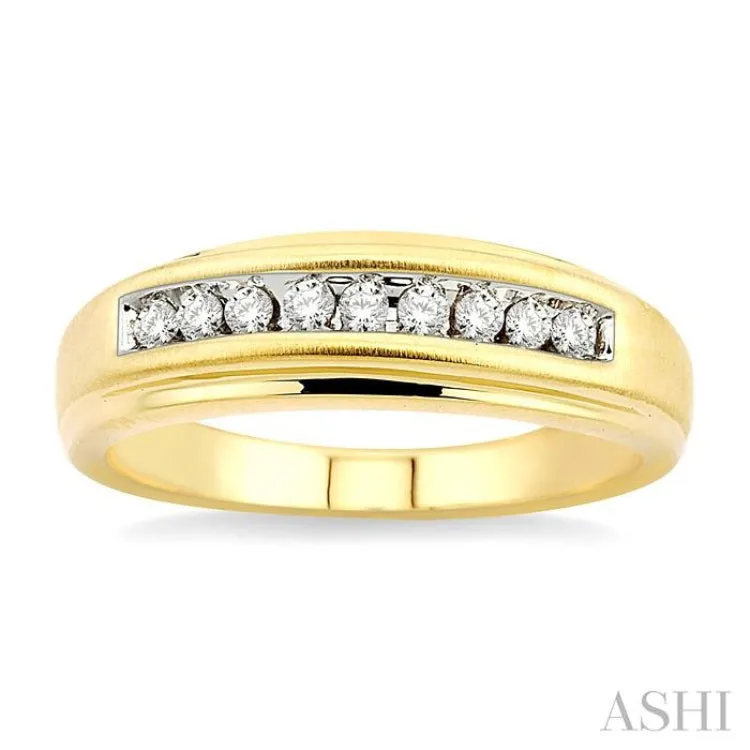 1/6 Ctw Round Diamond Men's Ring in 10K Yellow Gold