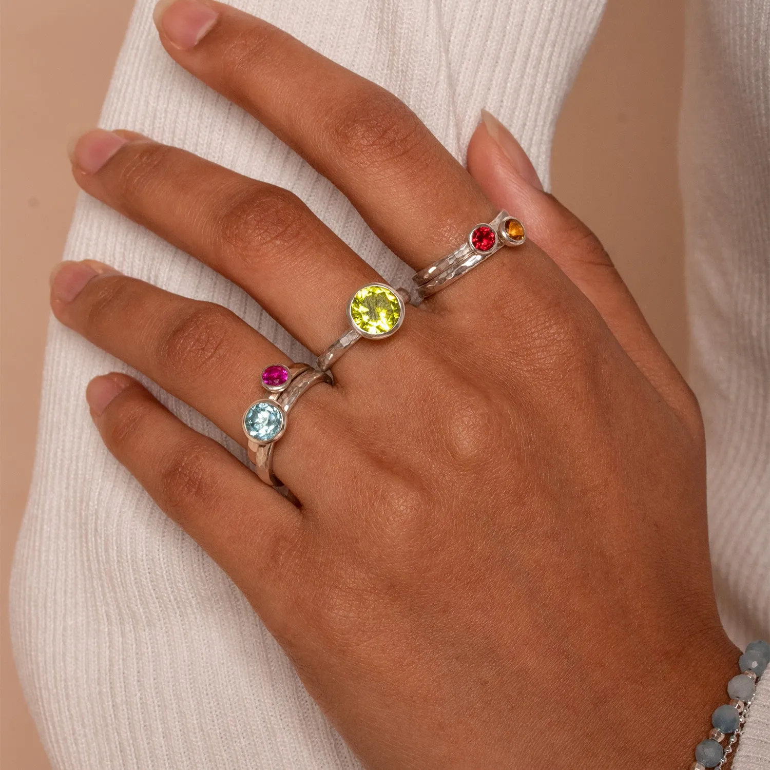 6mm Garnet Hammered Twinkle Ring