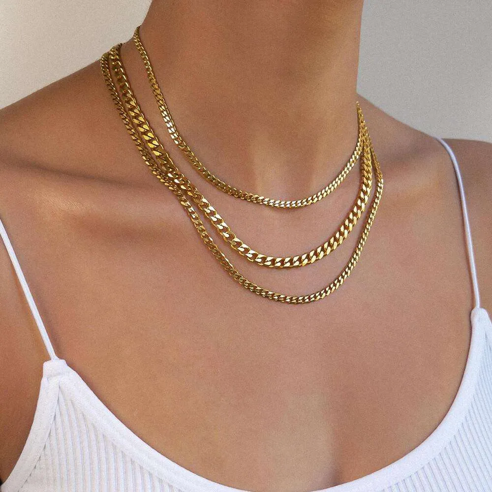 Classic Cuban Chain Gold