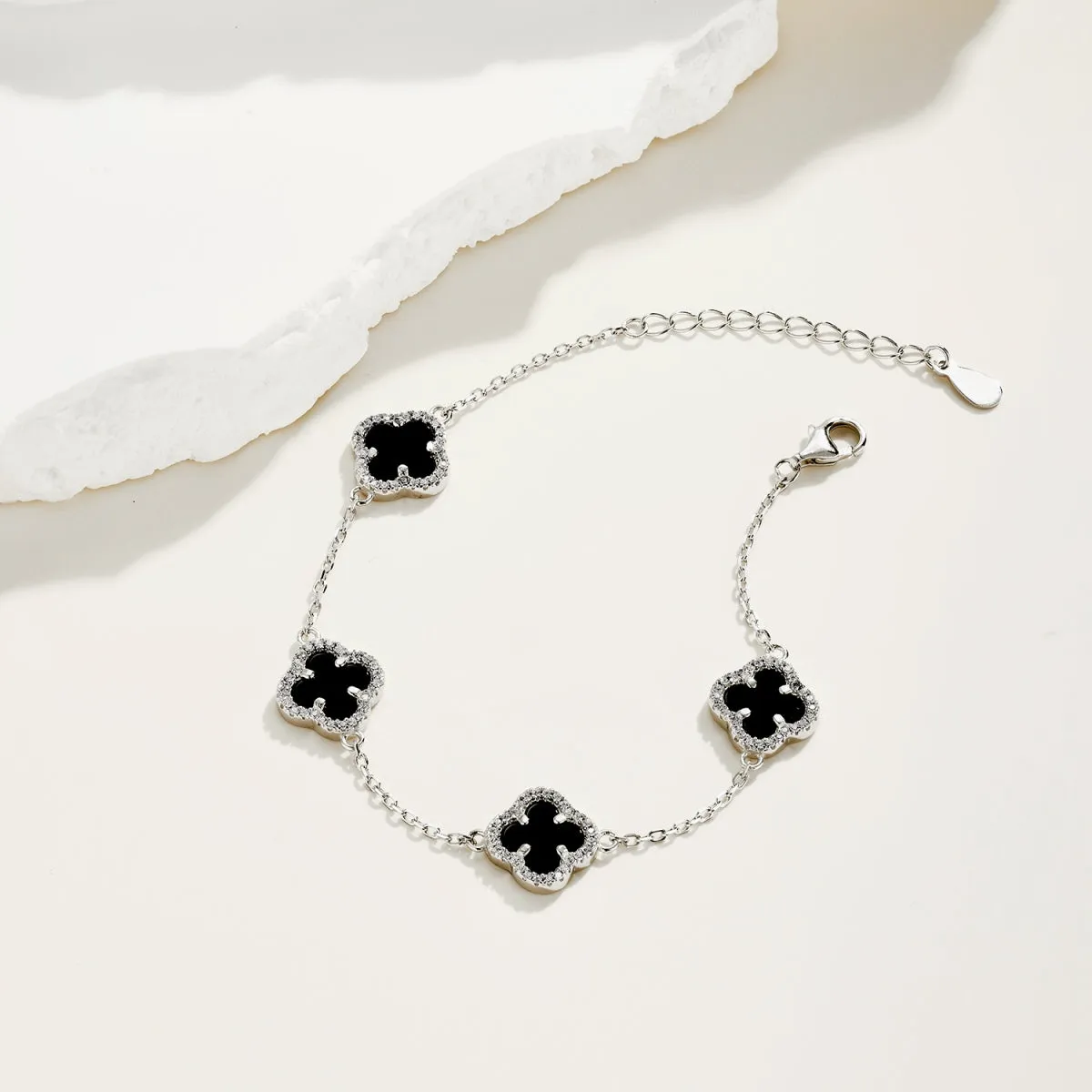 Iced Flora Black Clover Bracelet