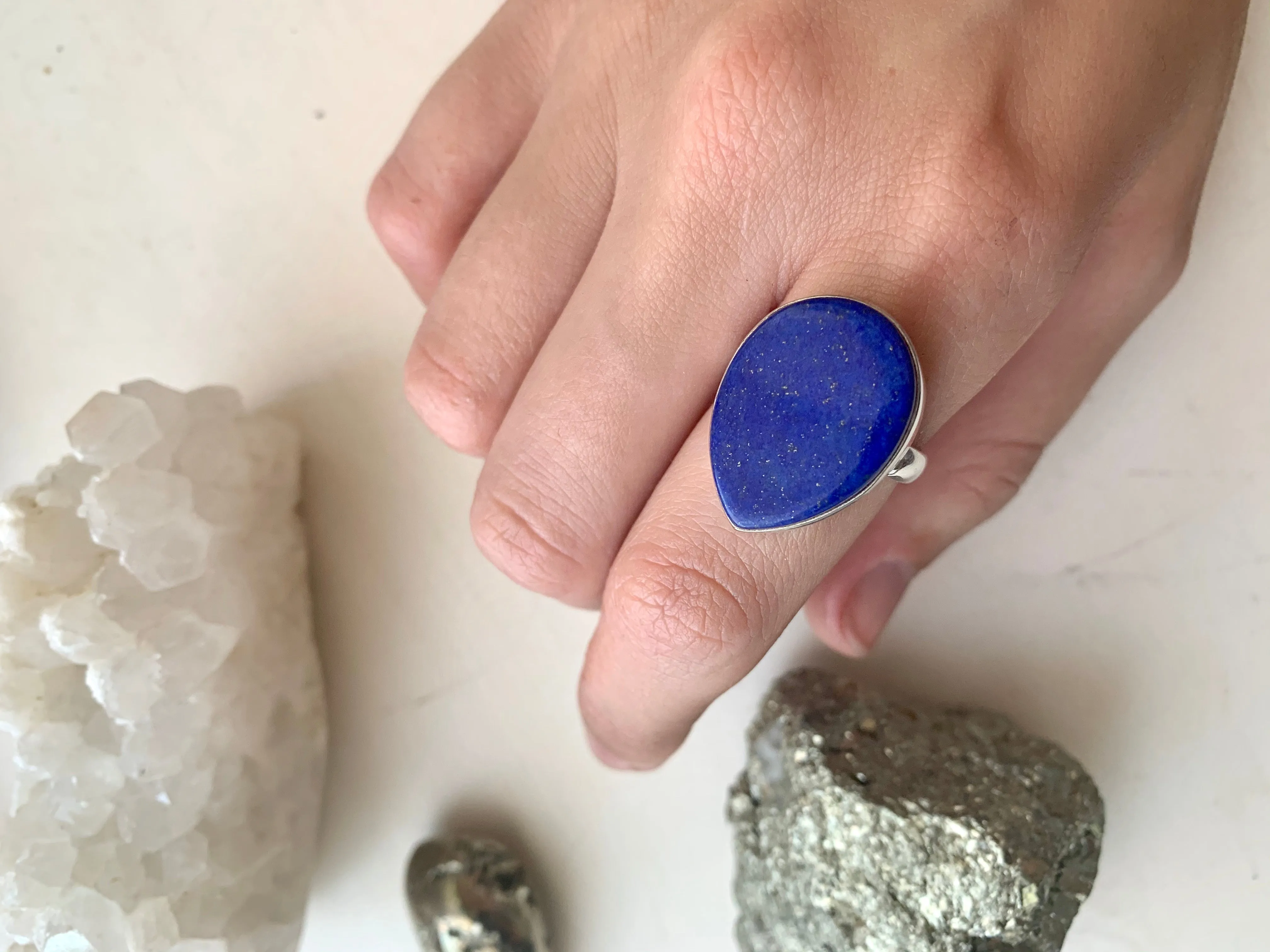 Lapis Lazuli Akoni Ring - Flat Teardrop