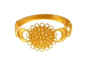 Lovely Round Shape 22k Gold Bangle With Intricate Detail