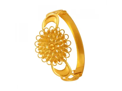 Lovely Round Shape 22k Gold Bangle With Intricate Detail