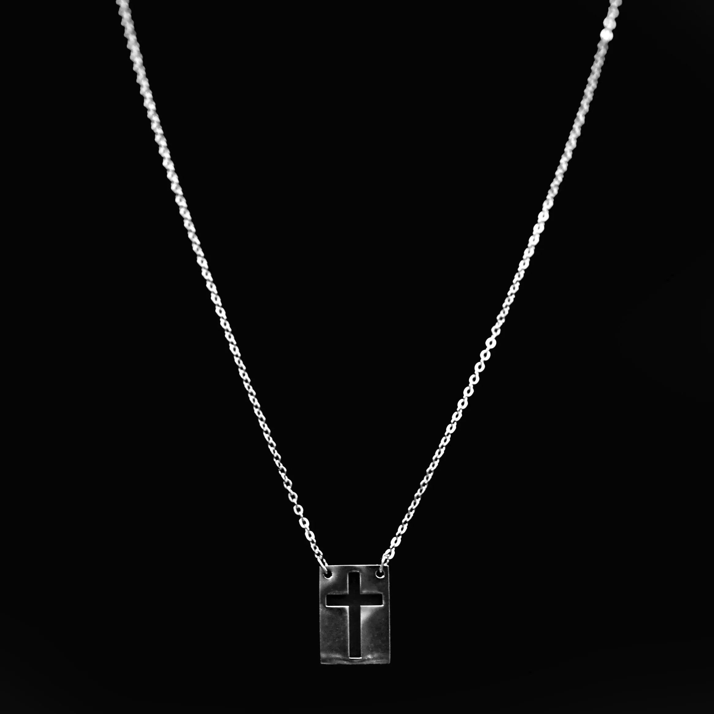 Makaiden Crucifix Pendant with Chain Necklace