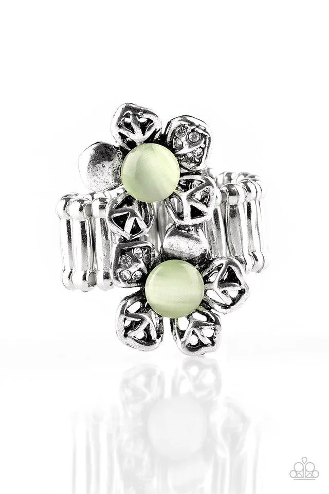 Paparazzi Ring ~ Magnolia Mansions - Green