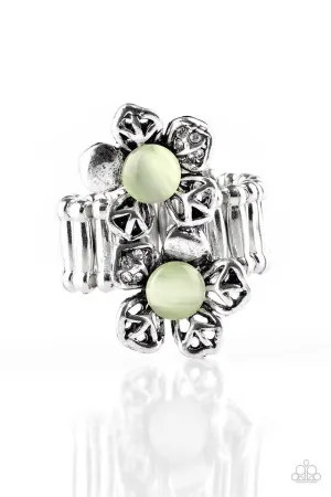 Paparazzi Ring ~ Magnolia Mansions - Green