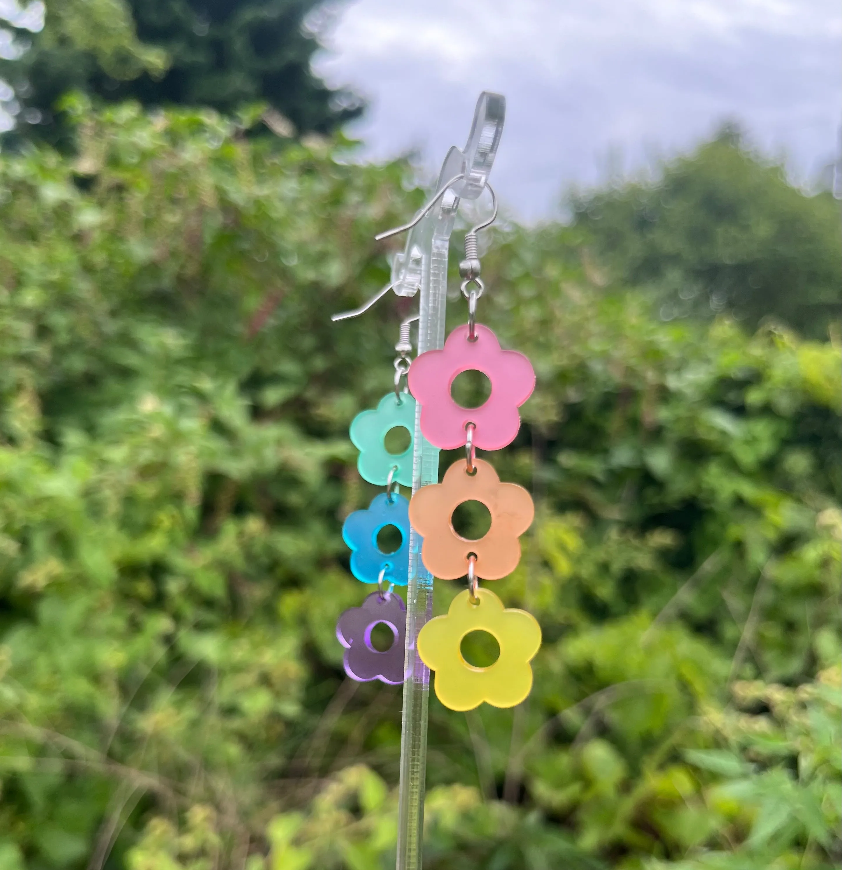 Rainbow Daisy Dangle Flower Acrylic Earrings